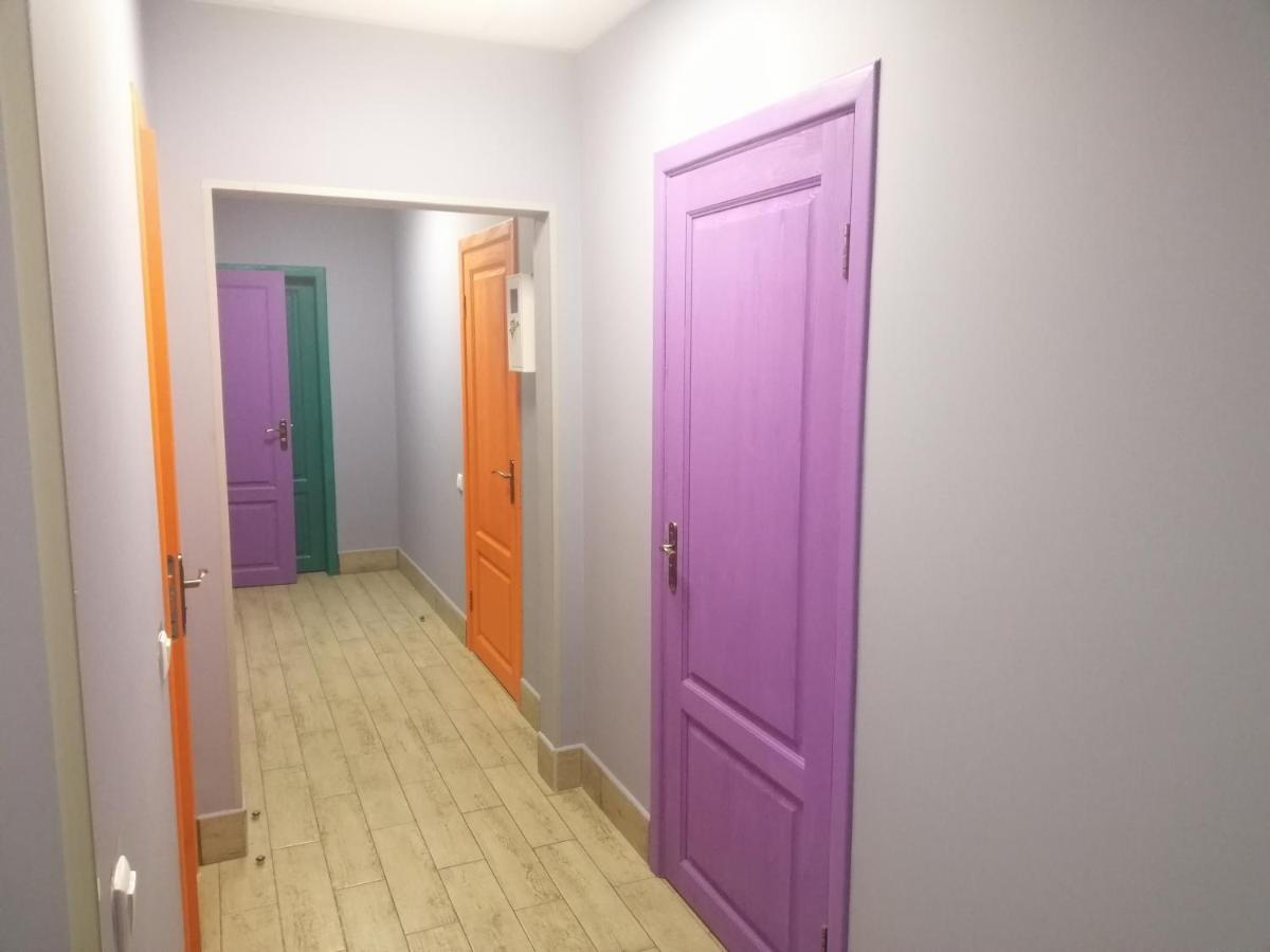 Hostel Meridian Kyiv Exterior photo